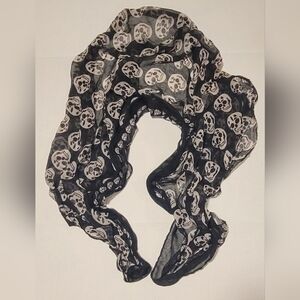 Black and White Skull Print Sheer Scarf